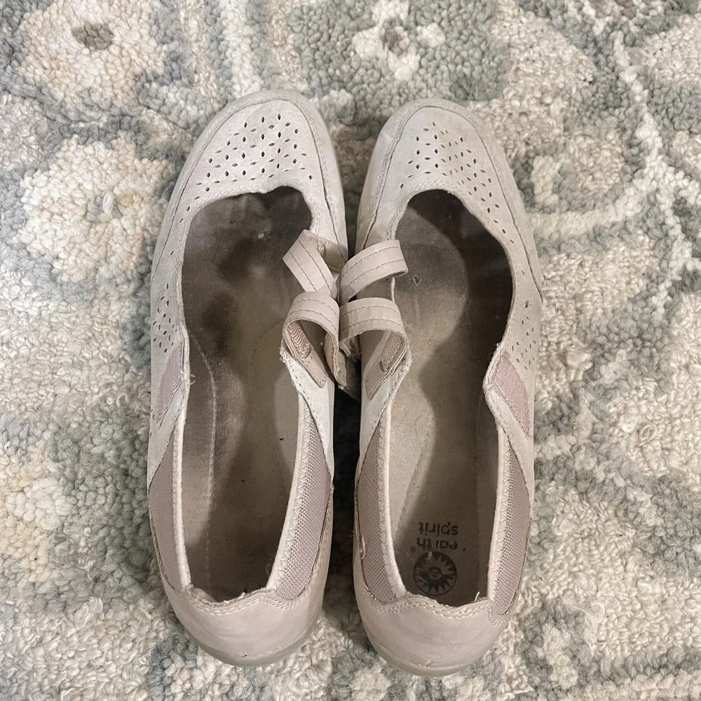 Earth Spirit Womens 11 Tan Suede Floral‎ Mary Jane Baller Flats Comfort